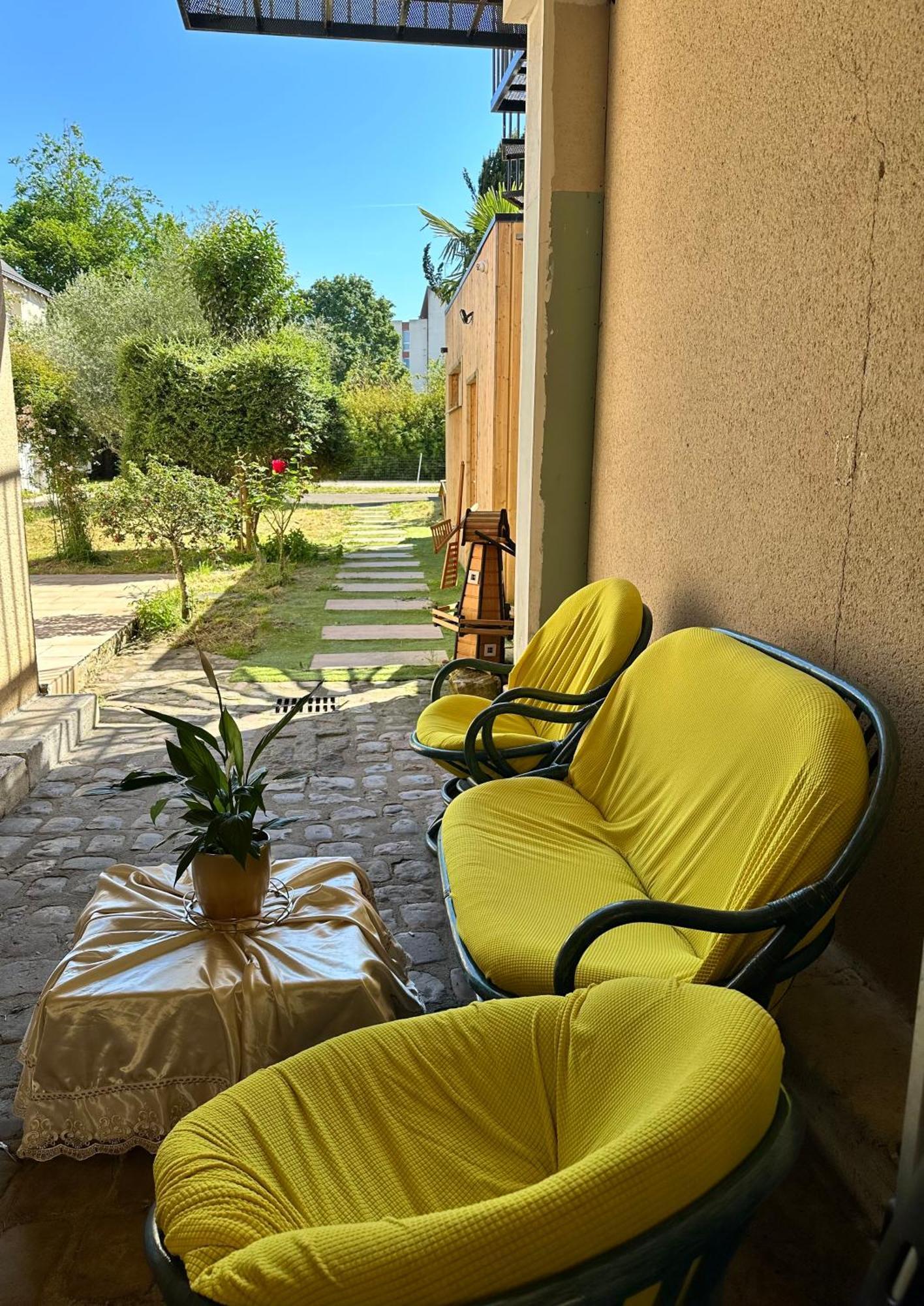 Saint Denis Appartement 1 Ле-Ман Экстерьер фото